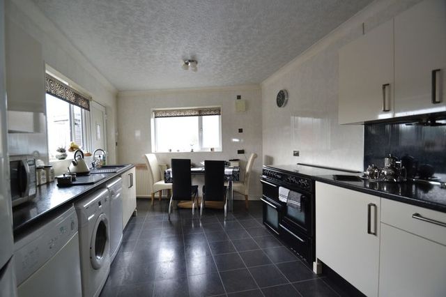  Image of 3 bedroom Bungalow for sale in Higher Furlong Longton Preston PR4 at Higher Furlong Longton Longton, PR4 5QB