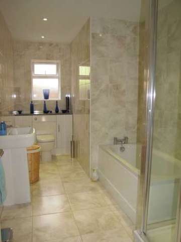  Image of 4 bedroom Detached house for sale in Solent Road Fareham PO14 at Hill Head Fareham Hampshire, PO14 3LD