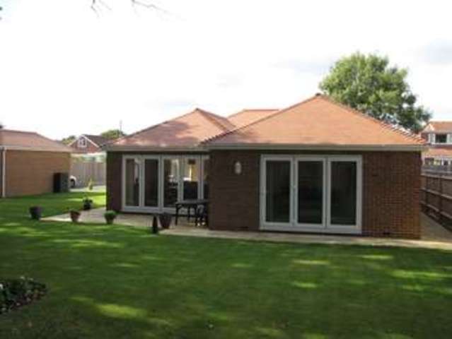  Image of 4 bedroom Detached house for sale in Solent Road Fareham PO14 at Hill Head Fareham Hampshire, PO14 3LD