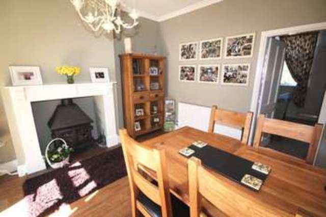  Image of 3 bedroom Town House for sale in Hillside Castle Donington Derby DE74 at Castle Donington Derbyshire, DE74 2NH