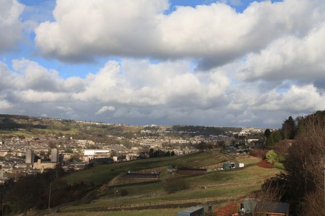  Image of 4 bedroom Detached house for sale in West Bottom Norland Sowerby Bridge HX6 at Hob Lane  Norland, HX6 3QL