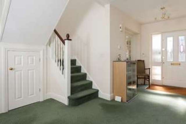  Image of 5 bedroom Detached house for sale in Idsworth Close Horndean Waterlooville PO8 at Horndean Waterlooville Hampshire, PO8 0DW