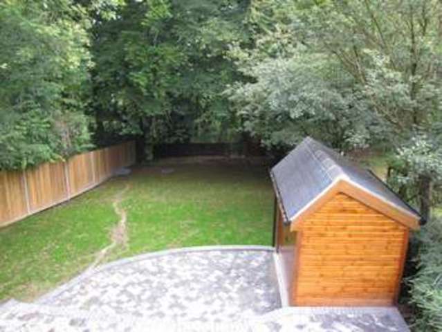  Image of 4 bedroom Detached house for sale in Lith Avenue Horndean Waterlooville PO8 at Horndean Waterlooville Hampshire, PO8 0BS