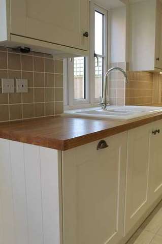  Image of 6 bedroom Detached house for sale in Farmers Way Horndean Waterlooville PO8 at Horndean Waterlooville Hampshire, PO8 9GY