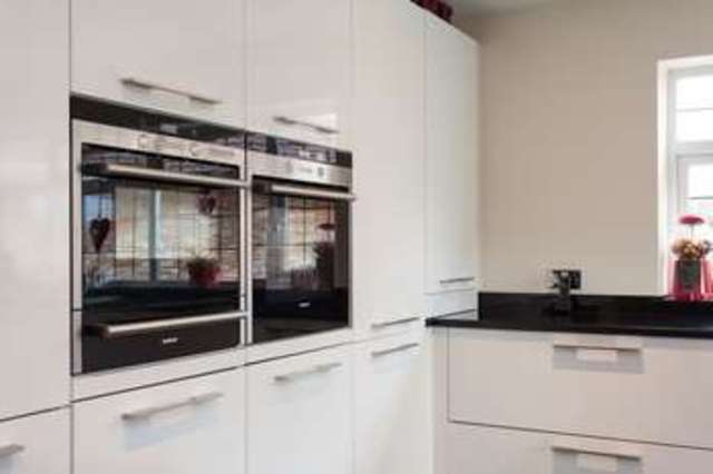  Image of 4 bedroom Detached house for sale in Five Heads Road Catherington Waterlooville PO8 at Horndean Waterlooville Hampshire, PO8 9NZ