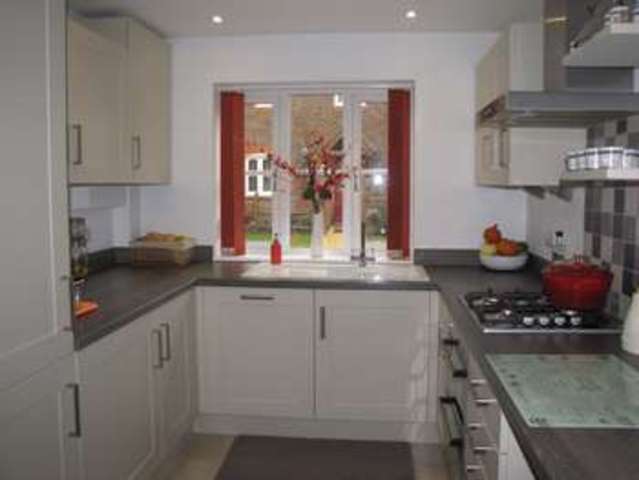  Image of 3 bedroom Semi-Detached house to rent in Farmers Way Horndean Waterlooville PO8 at Horndean Hampshire Catherington, PO8 9GY