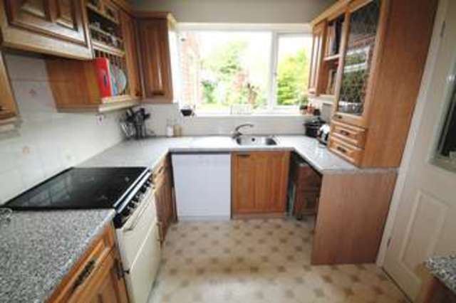 Image of 4 bedroom Detached house for sale in Huntingdon Drive Castle Donington Derby DE74 at Castle Donington Castle Donington Derbyshire, DE74 2SR