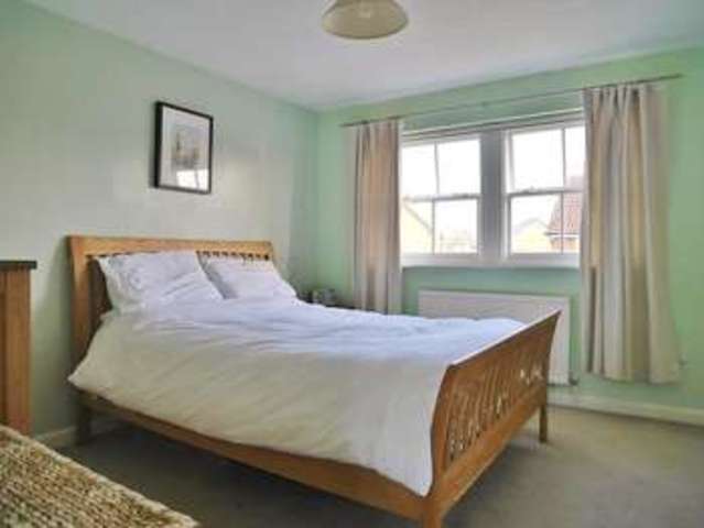  Image of 3 bedroom End of Terrace for sale in Inkerman Close Abingdon OX14 at Abingdon, OX14 1NH