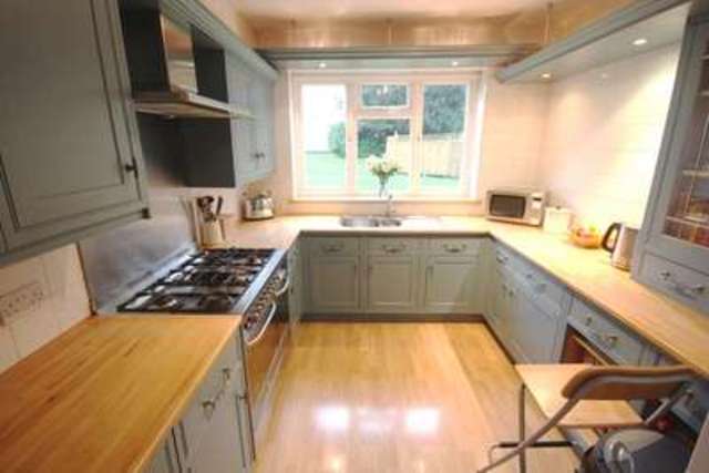  Image of 2 bedroom Flat for sale in Southend Road Beckenham BR3 at Southend Road Beckenham Kent, BR3 5AF