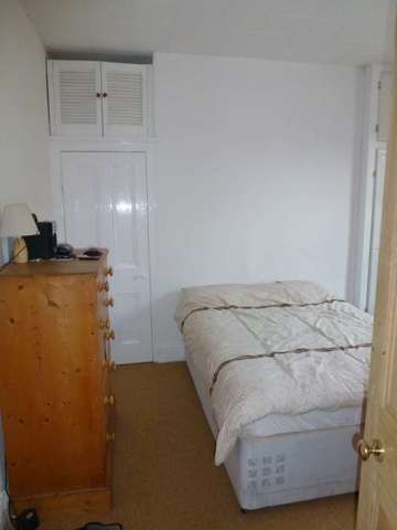  Image of 1 bedroom House Share to rent in Karslake Road Mossley Hill Liverpool L18 at Karslake Road Mossley Hill Liverpool, L18 1EY