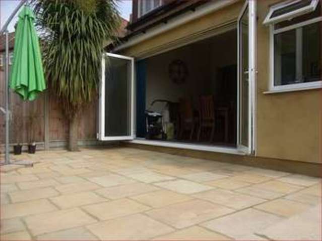  Image of 4 bedroom Semi-Detached house for sale in Kenerne Drive Barnet EN5 at Kenerne Drive  BARNET, EN5 2NW