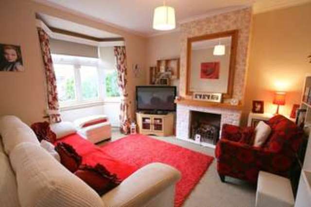  Image of 3 bedroom Semi-Detached house for sale in Kenerne Drive Barnet EN5 at Kenerne Drive Barnet Barnet, EN5 2NW