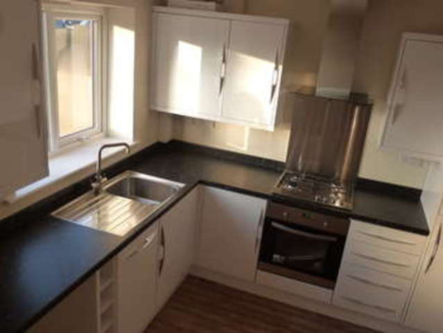  Image of 3 bedroom Detached house to rent in Kenilworth Drive Ilkeston DE7 at Kirk Hallam Ilkeston Kirk Hallam, DE7 4FJ