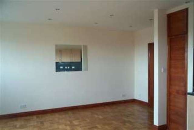  Image of 2 bedroom Flat to rent in Kingston Crescent Portsmouth PO2 at Portsmouth, PO2 8AE