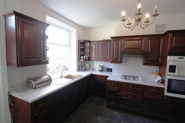  Image of 2 bedroom Terraced house for sale in Kliffen Place Halifax HX3 at Kliffen Place  Halifax, HX3 0AL