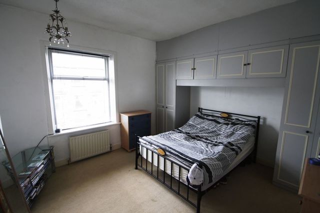  Image of 2 bedroom Terraced house for sale in Kliffen Place Halifax HX3 at Kliffen Place  Halifax, HX3 0AL