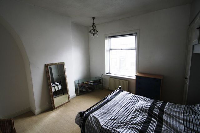  Image of 2 bedroom Terraced house for sale in Kliffen Place Halifax HX3 at Kliffen Place  Halifax, HX3 0AL
