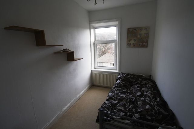  Image of 2 bedroom Terraced house for sale in Kliffen Place Halifax HX3 at Kliffen Place  Halifax, HX3 0AL