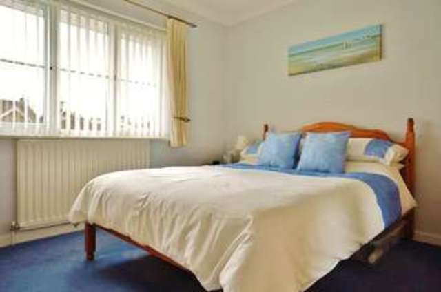 Image of 4 bedroom Detached house for sale in Knapp Close Abingdon OX14 at Abingdon, OX14 1SL