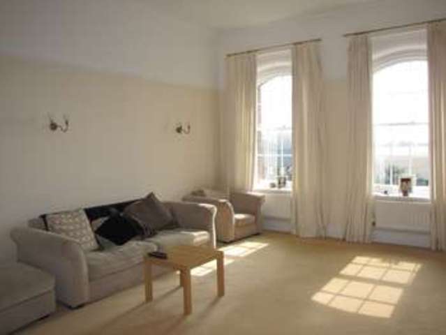  Image of 3 bedroom Flat for sale in Kingswood Place Boundary Walk Knowle Fareham PO17 at Knowle Village Fareham Hampshire, PO17 5FQ