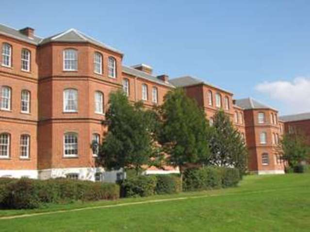  Image of 3 bedroom Flat for sale in Kingswood Place Boundary Walk Knowle Fareham PO17 at Knowle Village Fareham Hampshire, PO17 5FQ