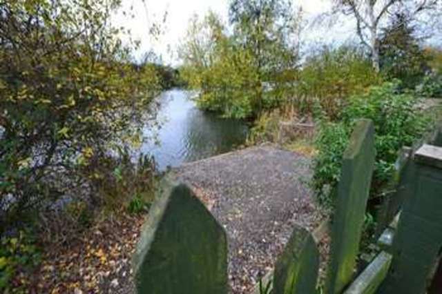  Image of 3 bedroom Semi-Detached house for sale in Lakeside Avenue Long Eaton Nottingham NG10 at Lakeside Avenue  Sawley, NG10 3GJ