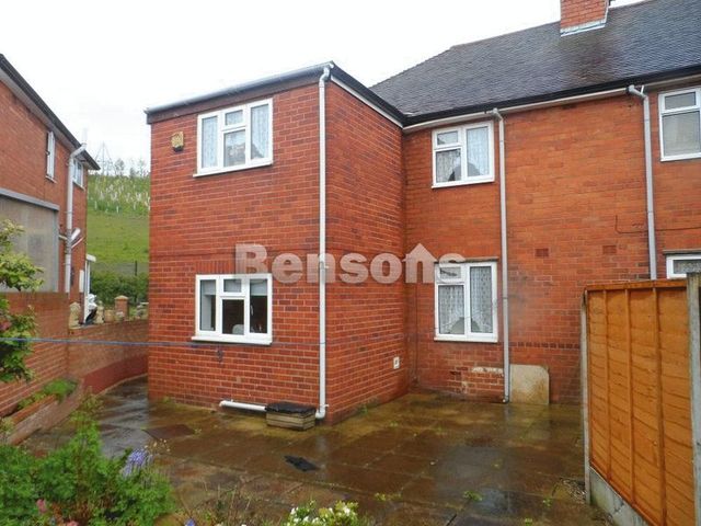  Image of 1 bedroom Semi-Detached house to rent in Langley Crescent Dawley Telford TF4 at Langley Crescent Dawley Telford, TF4 3QT