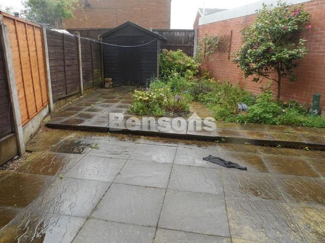  Image of 1 bedroom Semi-Detached house to rent in Langley Crescent Dawley Telford TF4 at Langley Crescent Dawley Telford, TF4 3QT