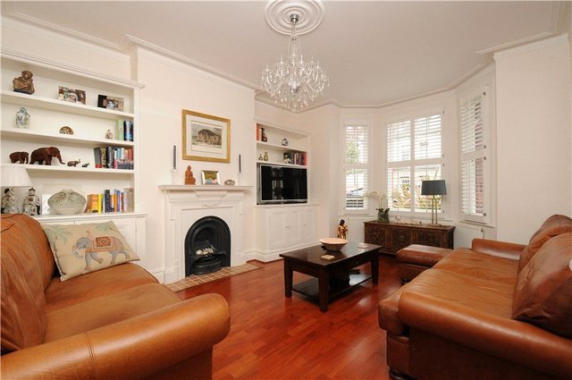  Image of 4 bedroom Terraced house for sale in Lavenham Road London SW18 at London  West Hill, SW18 5HA