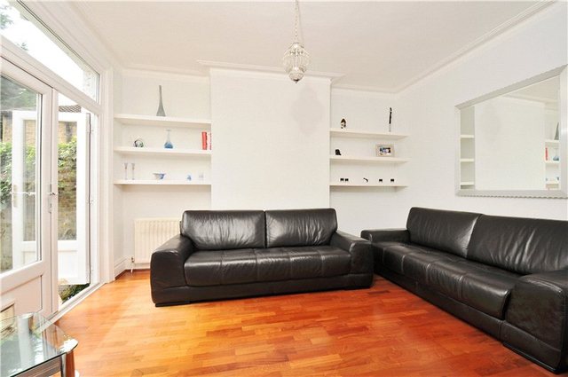  Image of 4 bedroom Terraced house for sale in Lavenham Road London SW18 at London  West Hill, SW18 5HA