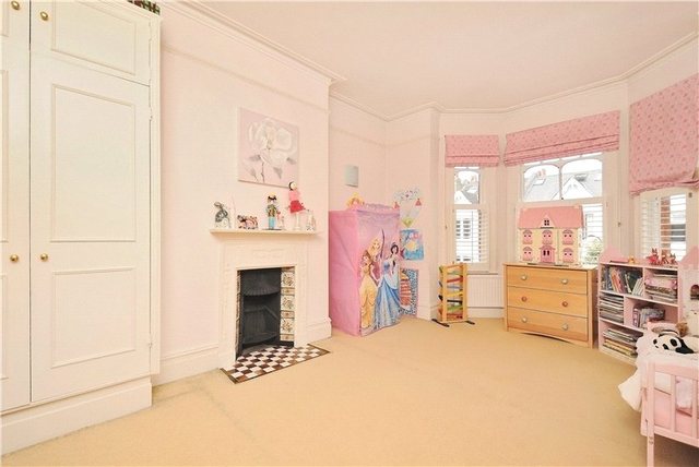  Image of 4 bedroom Terraced house for sale in Lavenham Road London SW18 at London  West Hill, SW18 5HA