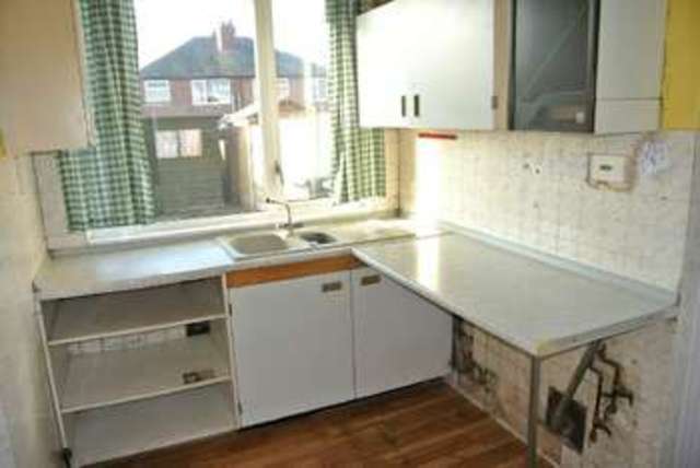  Image of 3 bedroom Semi-Detached house for sale in Linden Grove Stapleford Nottingham NG9 at Linden Grove  Stapleford, NG9 7GQ