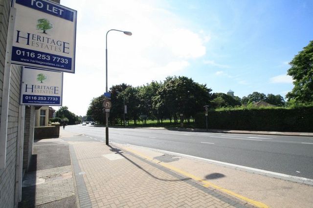  Image of 1 bedroom Flat to rent in London Road Leicester LE2 at London Road  Leicester, LE2 1ND