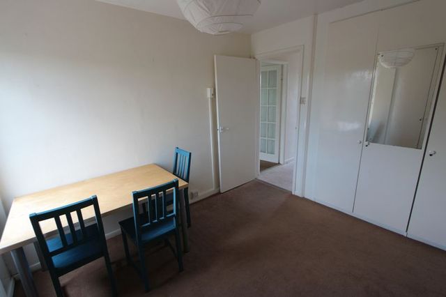  Image of 1 bedroom Flat to rent in London Road Leicester LE2 at London Road  Leicester, LE2 1ND