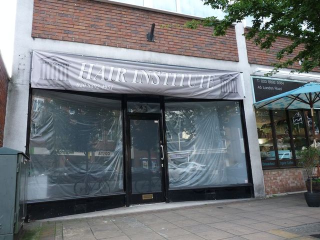  Image of Property to rent in London Road Twickenham TW1 at London Road  Twickenham, TW1 3SZ