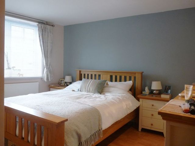  Image of 2 bedroom Flat to rent in Bridge Street Walton-on-Thames KT12 at 29-31 Bridge Street  Walton-on-Thames, KT12 1AF