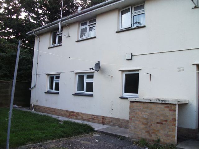  Image of 2 bedroom Flat to rent in Lyngford Road Taunton TA2 at Lyngford Road  Taunton, TA2 7EG