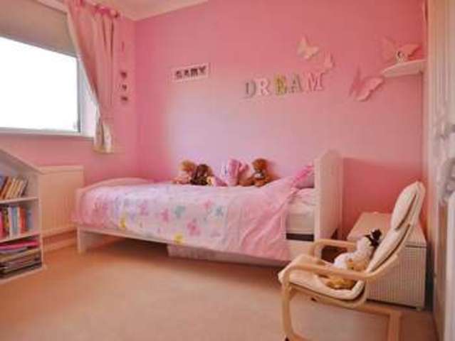  Image of 3 bedroom Terraced house for sale in Maberley Close Abingdon OX14 at Abingdon, OX14 5PZ