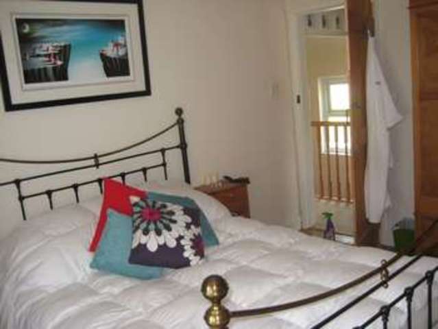  Image of 2 bedroom Cottage to rent in Main Road Mayfield Ashbourne DE6 at Mayfield Ashbourne Derbyshire, DE6 2LE