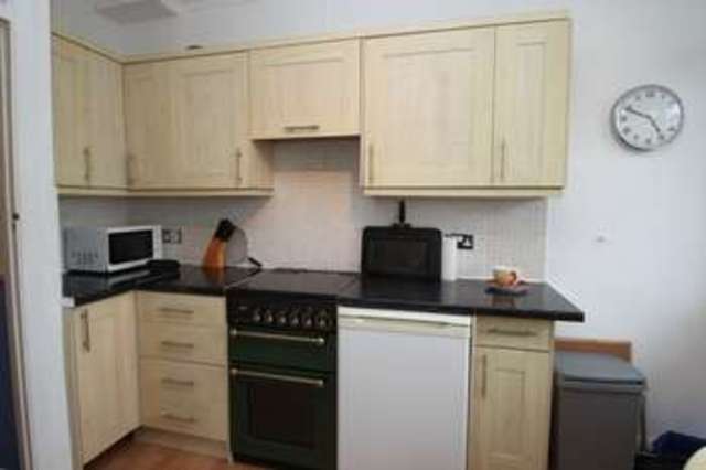  Image of 2 bedroom Flat for sale in Manor Drive North Old Malden Worcester Park KT3 at New Malden Surrey, KT3 5PD