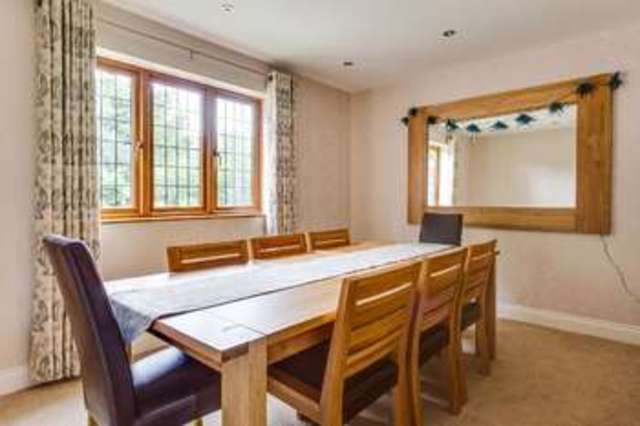  Image of 6 bedroom Detached house to rent in Manor Lodge Road Rowland