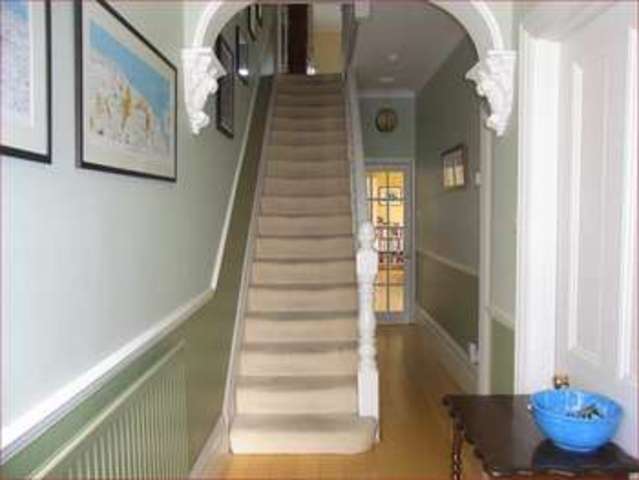  Image of 4 bedroom Property for sale in Margaret Road New Barnet Barnet EN4 at Margaret Road  NEW BARNET, EN4 9RA