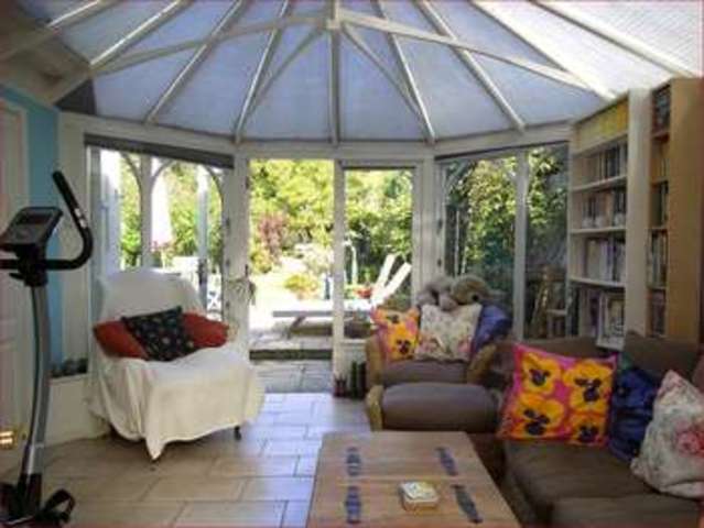  Image of 4 bedroom Property for sale in Margaret Road New Barnet Barnet EN4 at Margaret Road  NEW BARNET, EN4 9RA