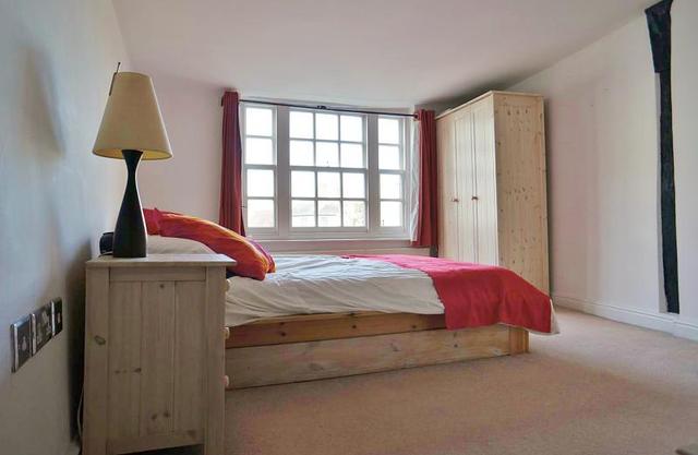  Image of 2 bedroom Apartment for sale in Market Place Abingdon OX14 at Abingdon, OX14 3HG