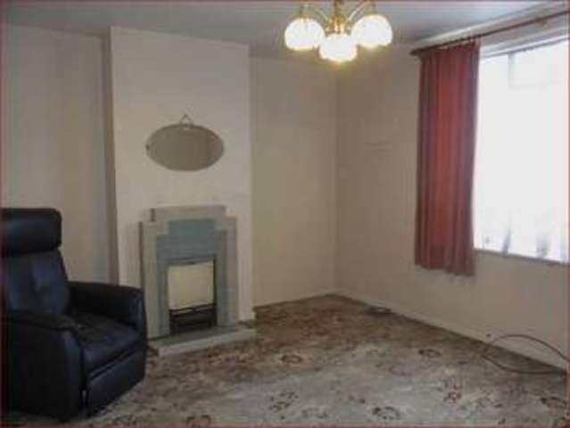  Image of 3 bedroom Property for sale in Mays Lane Barnet EN5 at Mays Lane  BARNET, EN5 2DX