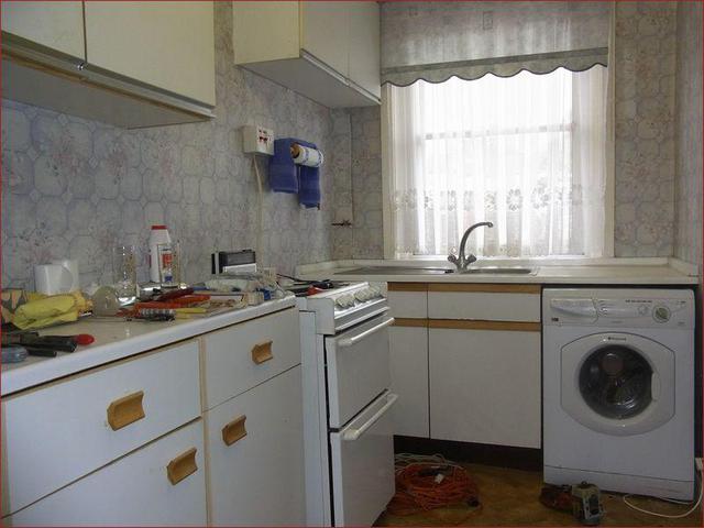  Image of 3 bedroom Property for sale in Mays Lane Barnet EN5 at Mays Lane  BARNET, EN5 2DX