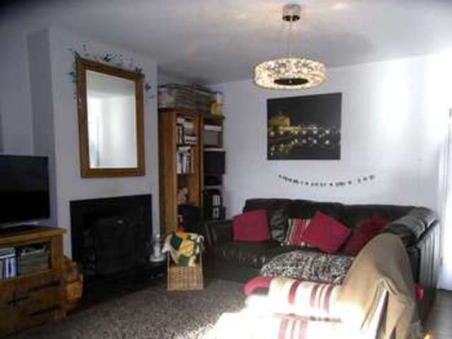  Image of 3 bedroom Property for sale in Mays Lane Barnet EN5 at Mays Lane  Barnet, EN5 2DY
