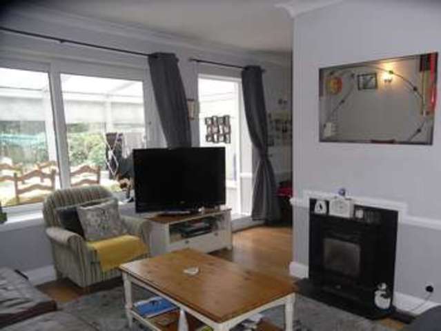  Image of 3 bedroom Terraced house for sale in Mays Lane Barnet EN5 at Mays Lane  Barnet, EN5 2LY