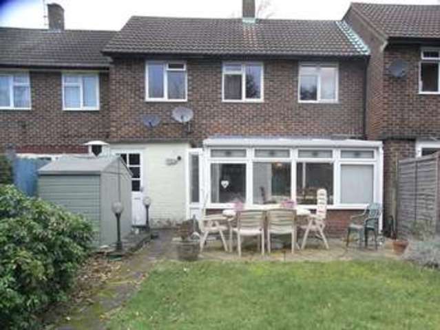  Image of 3 bedroom Terraced house for sale in Mays Lane Barnet EN5 at Mays Lane  Barnet, EN5 2LY