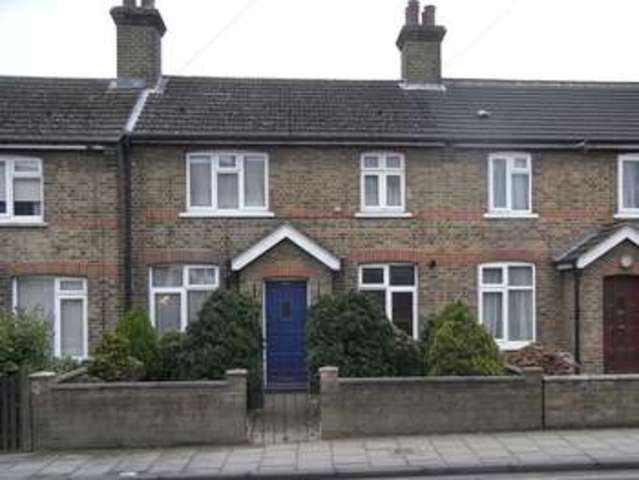  Image of 3 bedroom Property for sale in Mays Lane Barnet EN5 at Mays Lane  Barnet, EN5 2EF